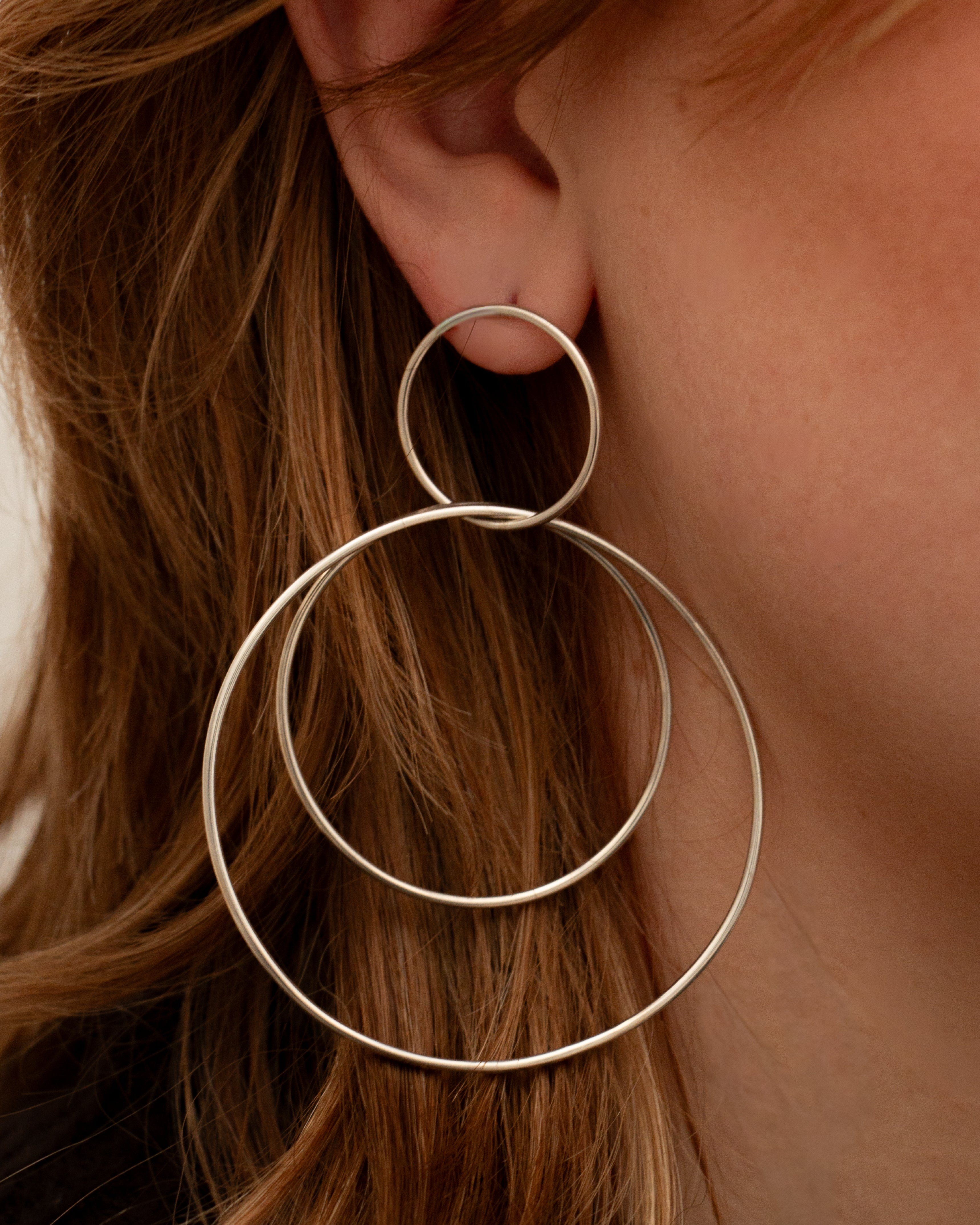 Fine line hoops